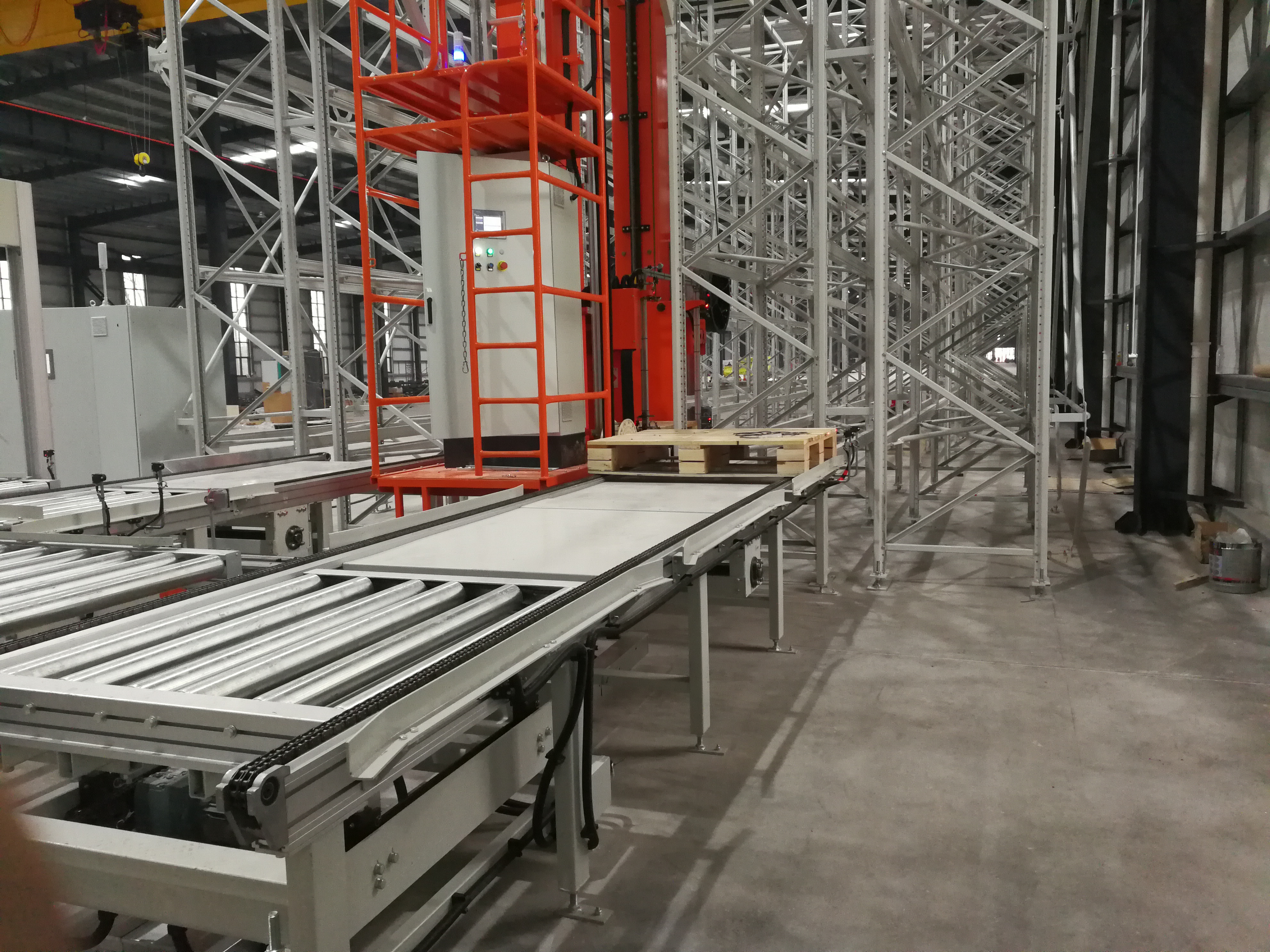 智能倉(cāng)庫(kù)作業(yè)模式：如何精準(zhǔn)適配不同行業(yè)需求？